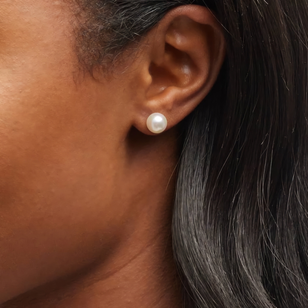Classic Minimalist Natural White Pearls Studs Hypoallergenic Earrings